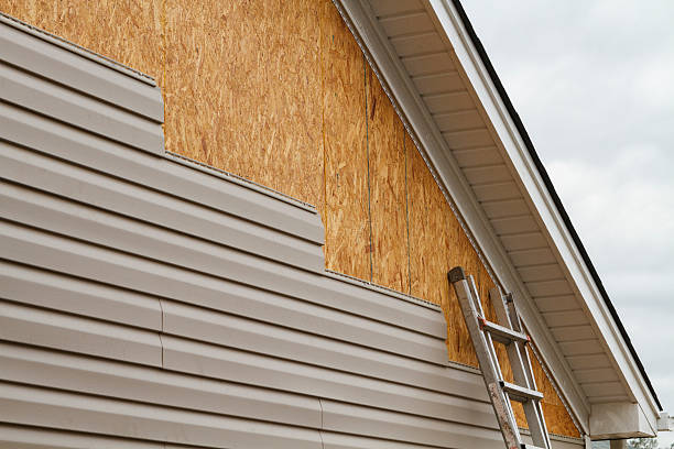 Professional Wood Siding technician working in Fawn Grove, PA